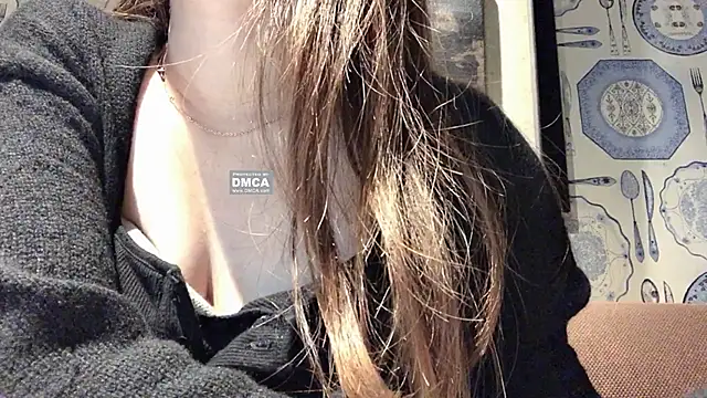 Tw Zoella online show from December 3, 9:11 am