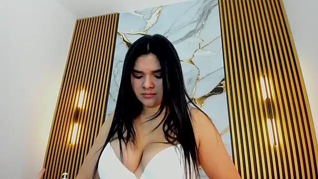 Snapshot of indi_catalina chatting on July 28, 6:42 pm indi catalina online show from July 28, 6:42 pm