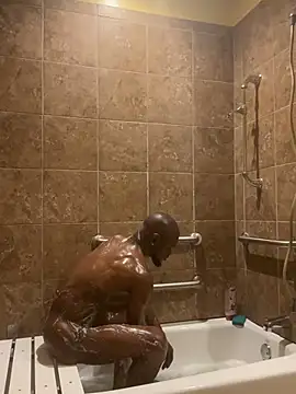 Maculine Stayr online show from March 4, 9:00 pm