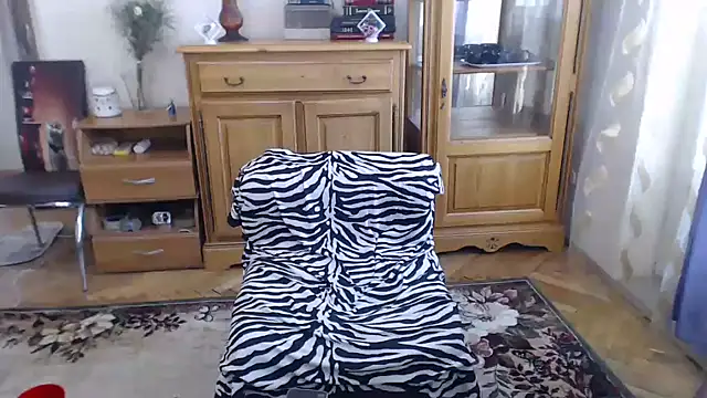 Snapshot of mariamiaxxx chatting on February 11, 1:30 pm mariamiaxxx online show from February 11, 1:30 pm