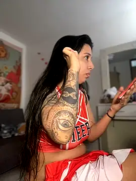 kiaraglam2 online show from October 28, 2:20 pm