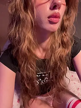 Snapshot of Weeissy chatting on October 16, 9:49 pm Weeissy online show from October 16, 9:49 pm