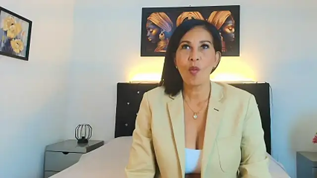 Snapshot of Shanon_mature chatting on May 6, 7:08 pm Shanon mature online show from May 6, 7:08 pm