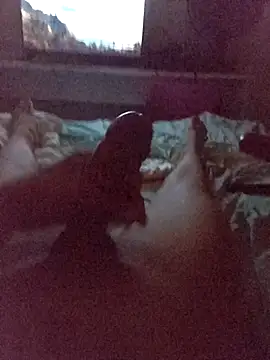 Snapshot of Kira-san chatting on November 24, 3:17 am Kira-san online show from November 24, 3:17 am