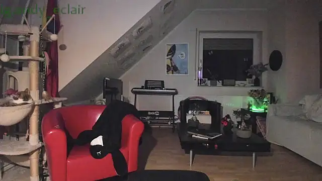 tinny williams online show from September 19, 4:14 am