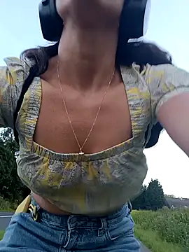 tinny williams online show from September 19, 5:24 pm