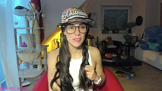 tinny williams online show from October 9, 5:38 am