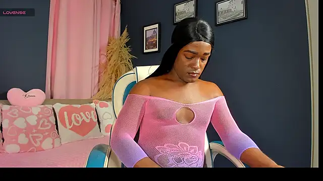 SammyGirlTS online show from June 30, 12:17 pm
