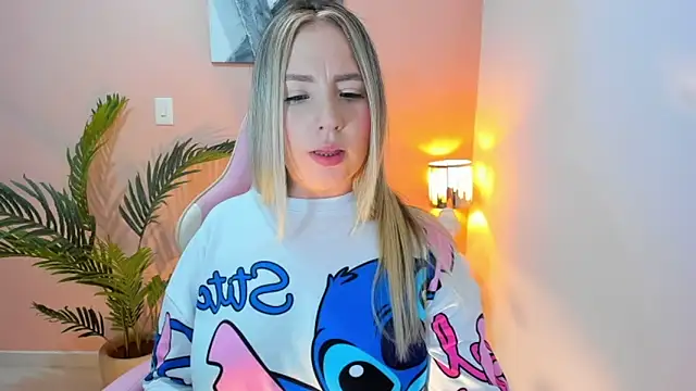 HannaMiller 1 online show from August 9, 9:42 pm