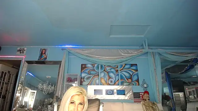 ADRIANNA FOX online show from February 27, 1:59 am