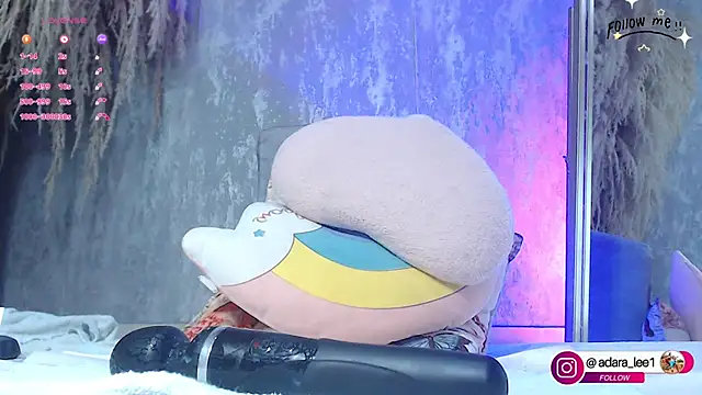 Snapshot of adara_le chatting on October 27, 12:36 am adara le online show from October 27, 12:36 am