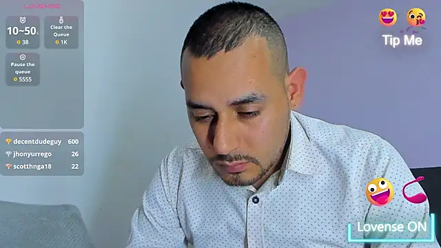 jhonyalzate2 online show from January 16, 4:07 am