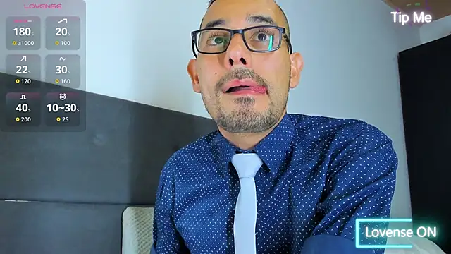 jhonyalzate2 online show from September 9, 3:17 am