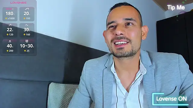 jhonyalzate2 online show from September 13, 3:50 am