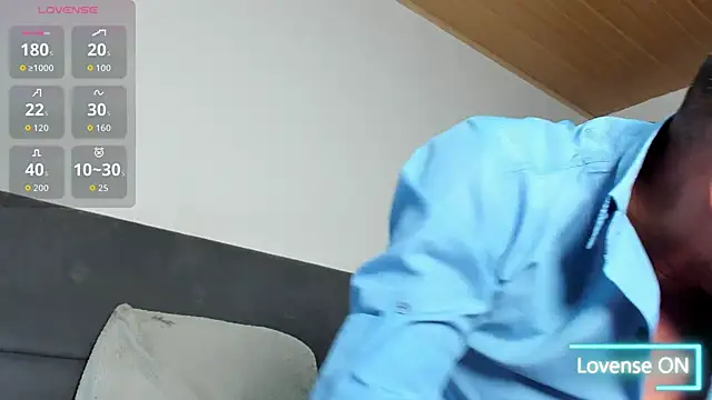 jhonyalzate2 online show from March 9, 1:42 am