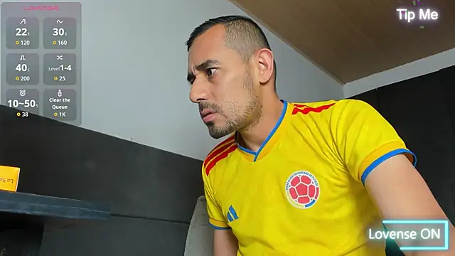 Snapshot of jhonyalzate2 chatting on July 17, 12:12 pm jhonyalzate2 online show from July 17, 12:12 pm
