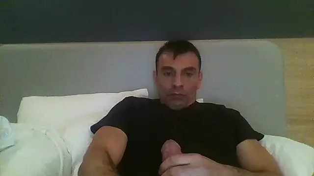 Snapshot of Hugebiglongcockcoupl chatting on December 21, 1:51 pm Hugebiglongcockcoupl online show from December 21, 1:51 pm