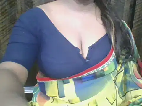 Snapshot of Mahi_love21 chatting on December 23, 8:36 pm Mahi love21 online show from December 23, 8:36 pm