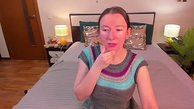 Snapshot of CatherineWalls chatting on May 22, 6:31 am CatherineWalls online show from May 22, 6:31 am