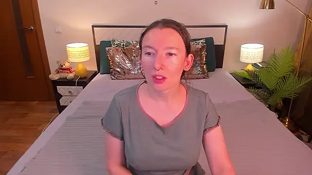 Snapshot of CatherineWalls chatting on July 18, 3:54 am CatherineWalls online show from July 18, 3:54 am