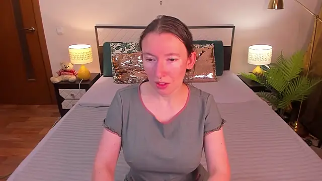 Snapshot of CatherineWalls chatting on July 19, 4:49 am CatherineWalls online show from July 19, 4:49 am