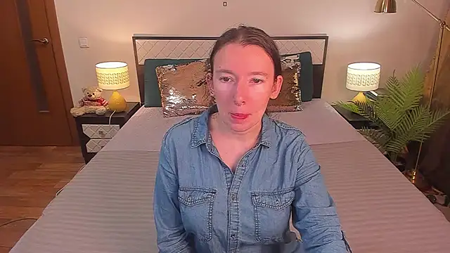 Snapshot of CatherineWalls chatting on July 21, 3:53 am CatherineWalls online show from July 21, 3:53 am