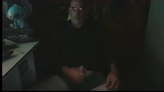 Snapshot of 0oscar_xxx chatting on September 25, 7:17 pm 0oscar xxx online show from September 25, 7:17 pm