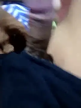 Lachuchaenlacara1988 online show from March 11, 3:56 am