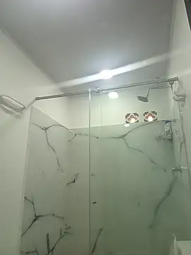 Snapshot of mellow_smoke chatting on June 10, 8:41 pm mellow smoke online show from June 10, 8:41 pm