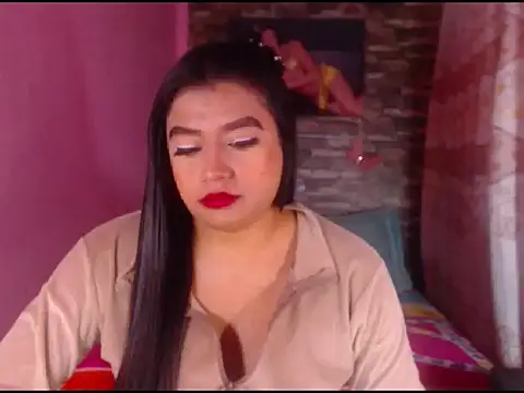 Snapshot of katrinawillff chatting on October 23, 1:21 pm katrinawillff online show from October 23, 1:21 pm