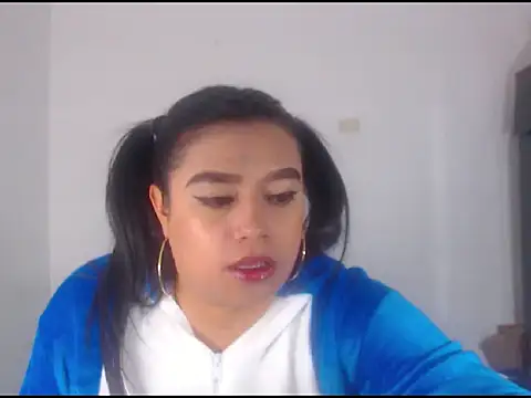 Snapshot of katrinawillff chatting on May 22, 5:58 am katrinawillff online show from May 22, 5:58 am