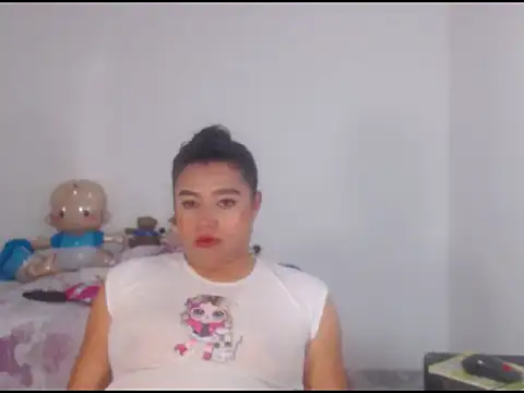 Snapshot of katrinawillff chatting on June 20, 5:43 am katrinawillff online show from June 20, 5:43 am
