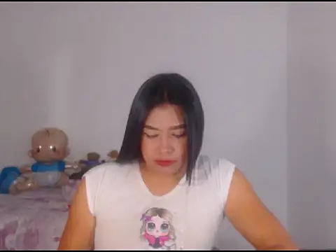 Snapshot of katrinawillff chatting on June 21, 12:30 pm katrinawillff online show from June 21, 12:30 pm