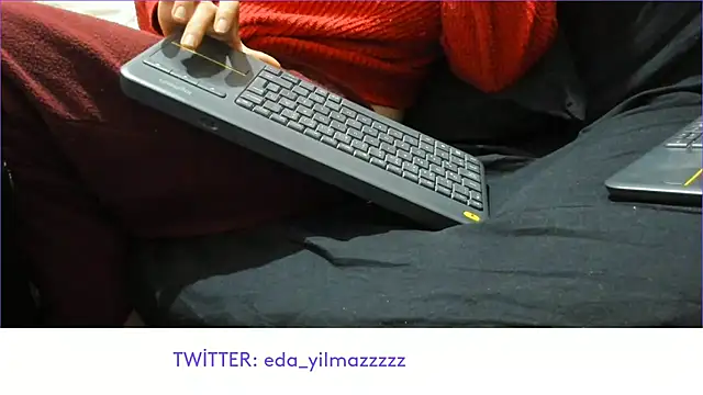 sexy modelll online show from February 9, 8:02 pm