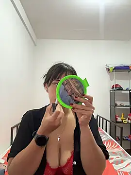 valeska69col online show from April 24, 1:46 pm