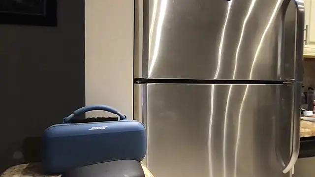 Snapshot of BigGuyMuscle chatting on November 1, 9:50 pm BigGuyMuscle online show from November 1, 9:50 pm