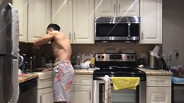 BigGuyMuscle online show from February 27, 2:22 am