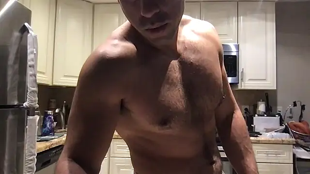 Snapshot of BigGuyMuscle chatting on July 28, 7:26 pm BigGuyMuscle online show from July 28, 7:26 pm