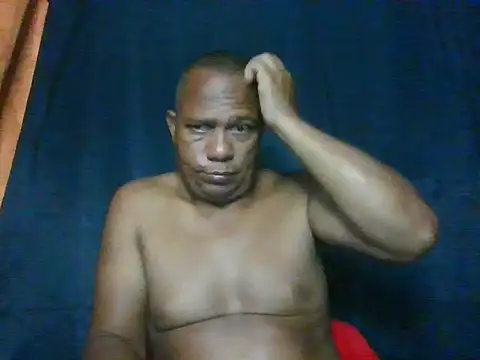 Snapshot of condor08750 chatting on January 7, 4:26 am condor08750 online show from January 7, 4:26 am