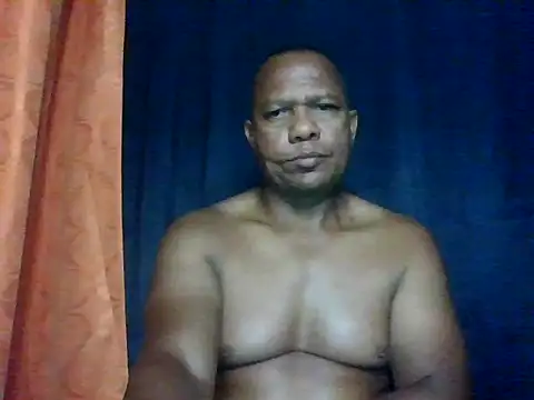 Snapshot of condor08750 chatting on January 8, 5:10 am condor08750 online show from January 8, 5:10 am