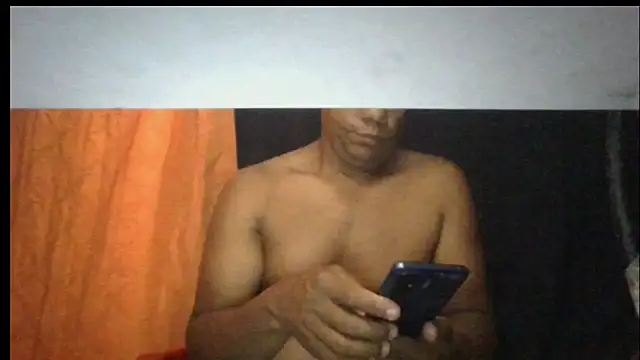 Snapshot of condor08750 chatting on March 7, 3:47 am condor08750 online show from March 7, 3:47 am