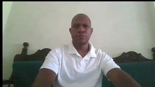 Snapshot of condor08750 chatting on April 3, 3:54 pm condor08750 online show from April 3, 3:54 pm