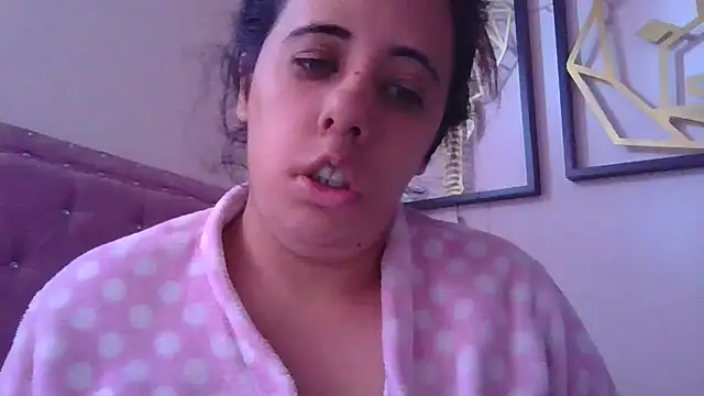 annarose19 online show from October 4, 5:11 pm