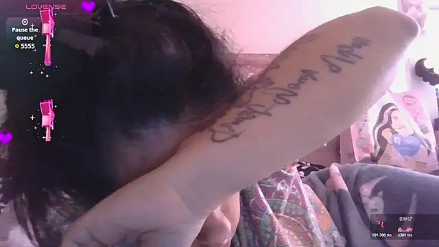 annarose19 online show from May 6, 5:51 pm