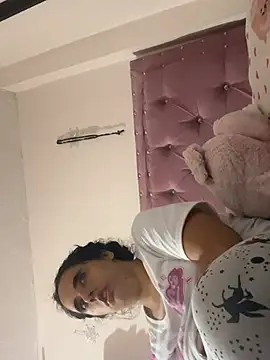 annarose19 online show from July 17, 2:18 am