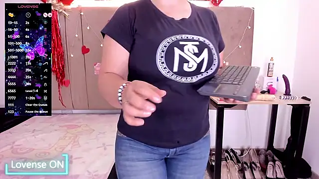 Zaly mature online show from October 24, 2:30 am