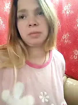 Zuli Kiska online show from December 13, 12:06 pm