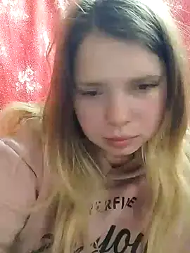 Zuli Kiska online show from December 14, 8:08 pm