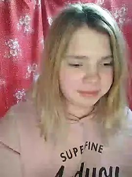 Zuli Kiska online show from December 27, 7:57 pm