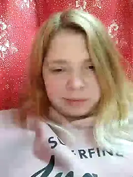 Zuli Kiska online show from December 28, 11:26 pm